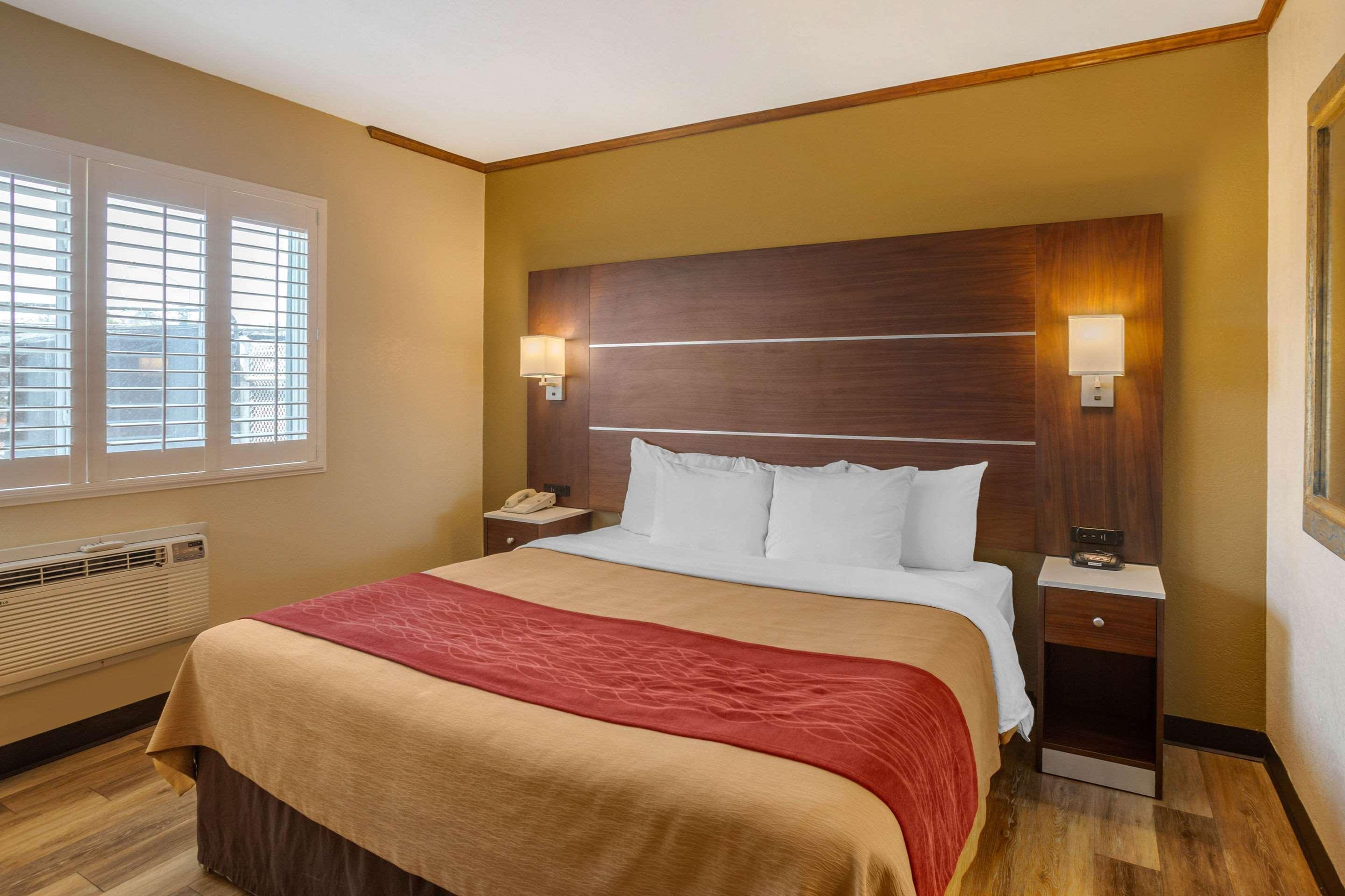 Comfort Inn San Diego Airport At The Harbor Zewnętrze zdjęcie