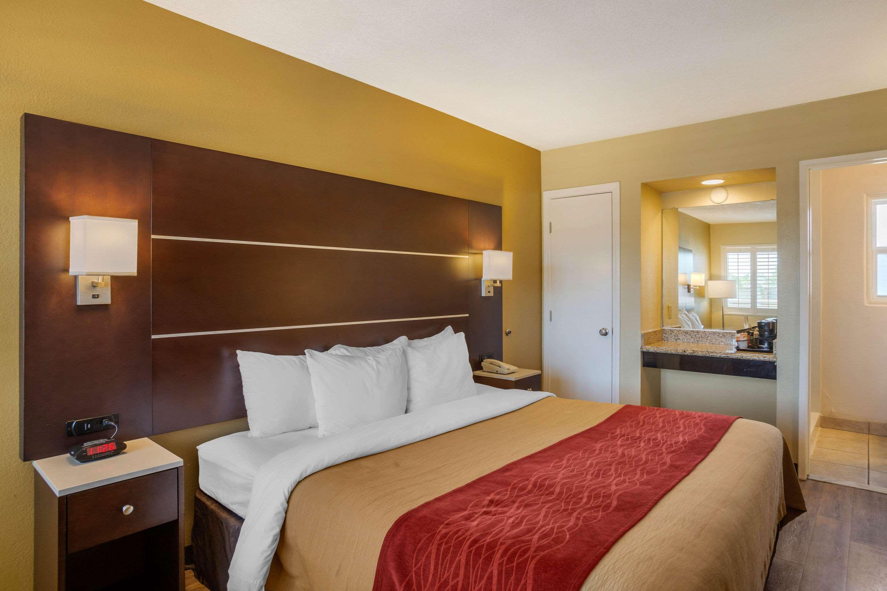 Comfort Inn San Diego Airport At The Harbor Zewnętrze zdjęcie