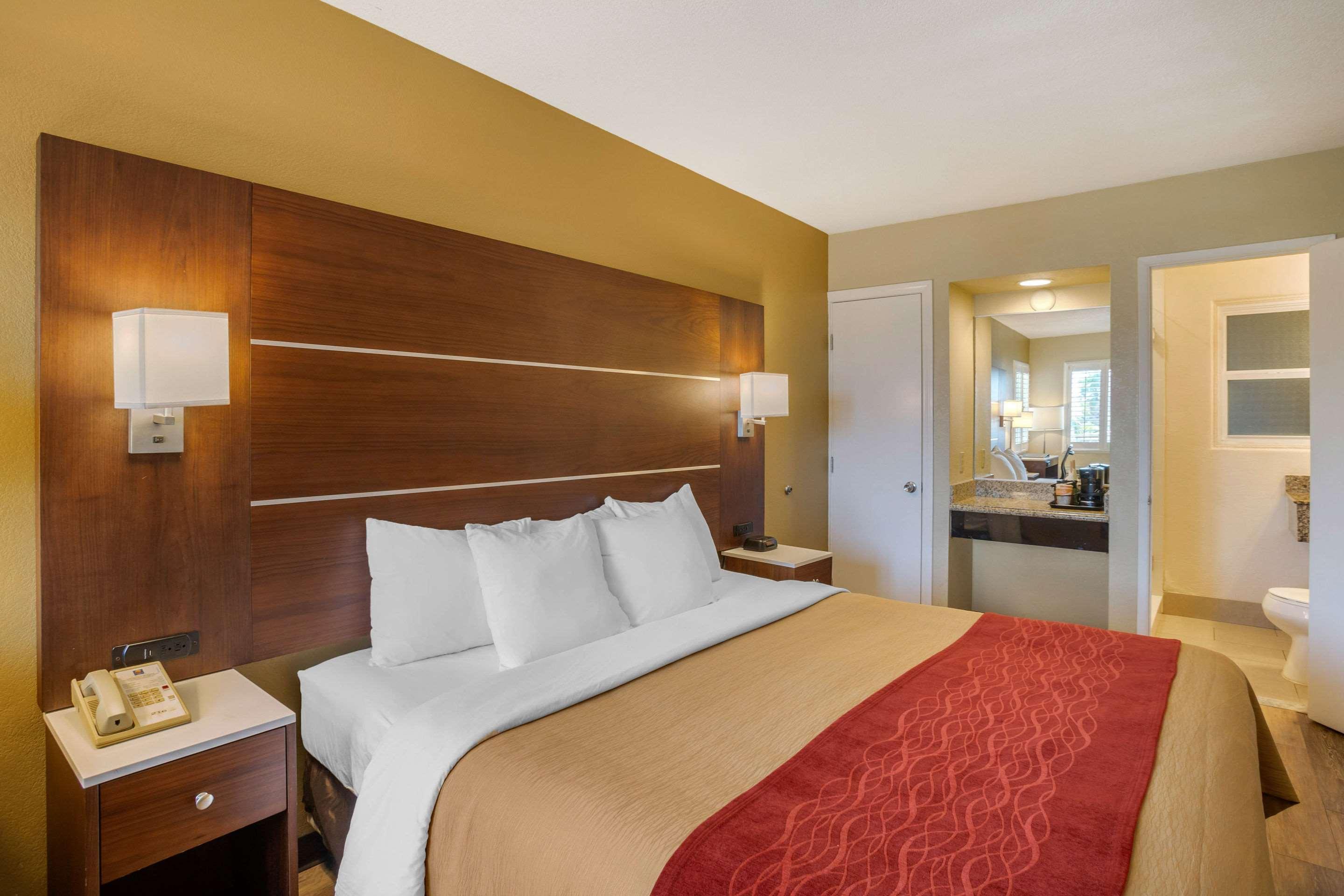 Comfort Inn San Diego Airport At The Harbor Zewnętrze zdjęcie