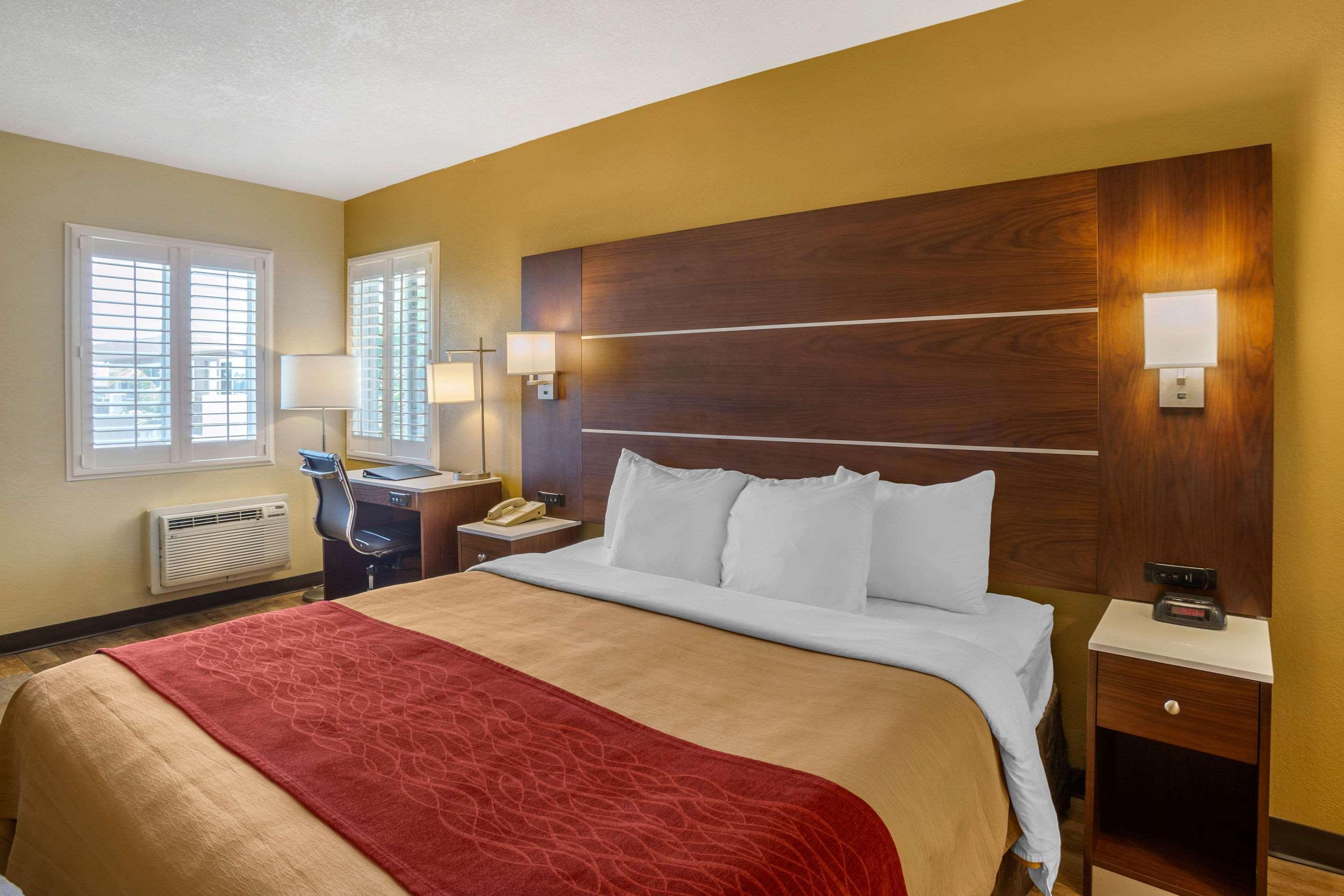 Comfort Inn San Diego Airport At The Harbor Zewnętrze zdjęcie