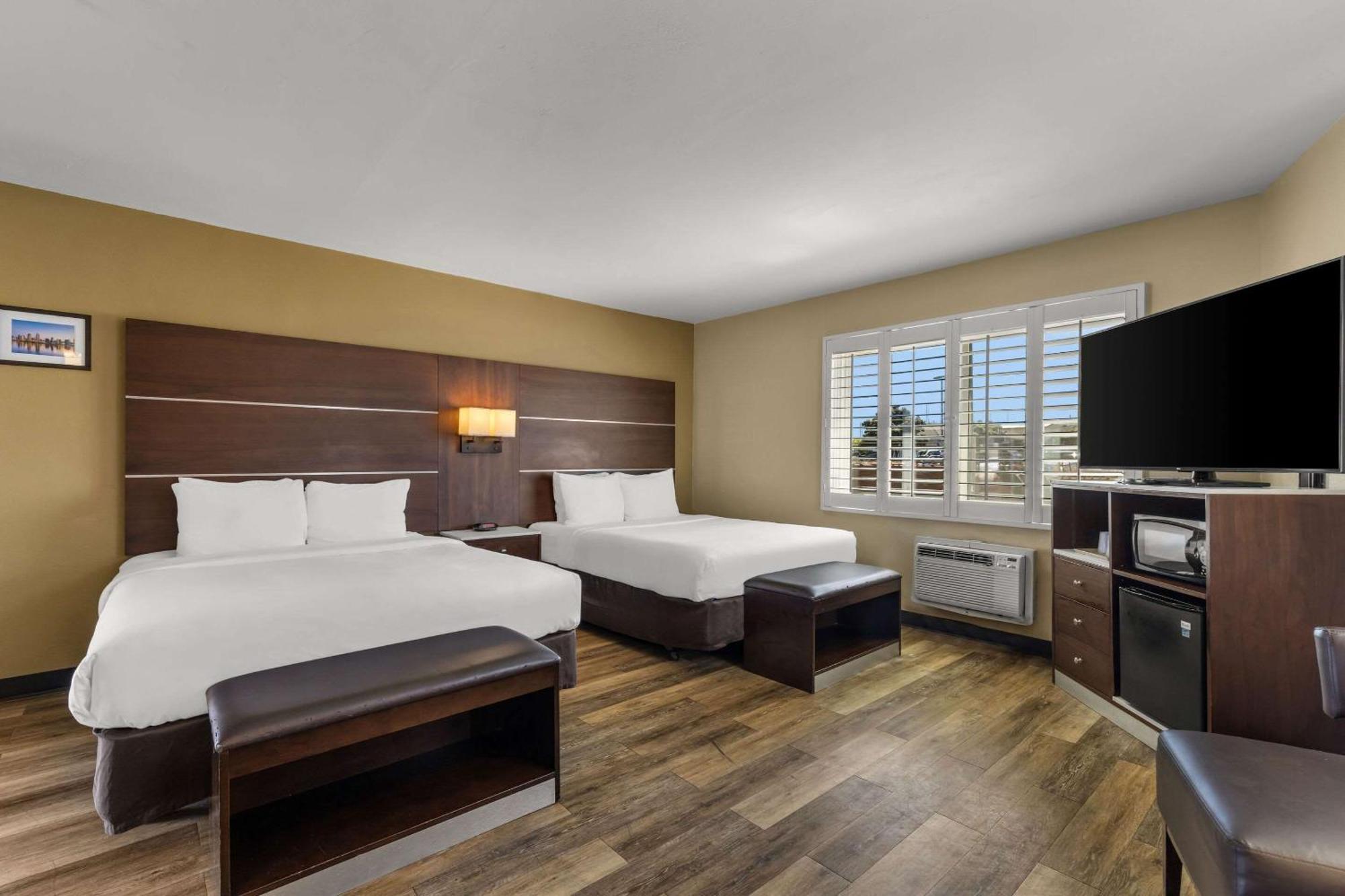 Comfort Inn San Diego Airport At The Harbor Zewnętrze zdjęcie